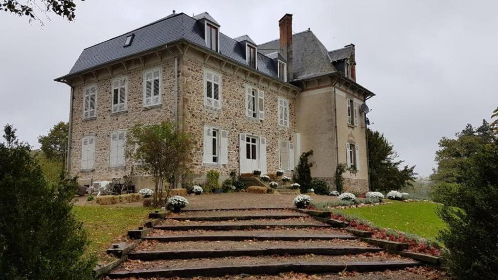 Gites Du Castellare Le Chalard エクステリア 写真